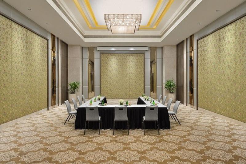 Taj Skyline Ahmedabad Hotel Exterior photo Meeting room